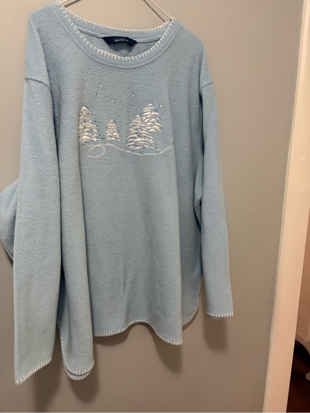 Vintage Pennington Light Blue Embroidered
Winter Fleece Sweater